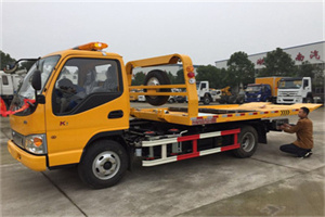 平泉哪里有拖车服务