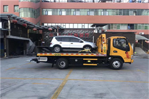 平泉汽车紧急补胎换胎救援