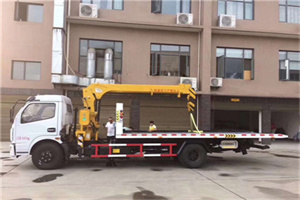 平泉附近汽车轮胎更换